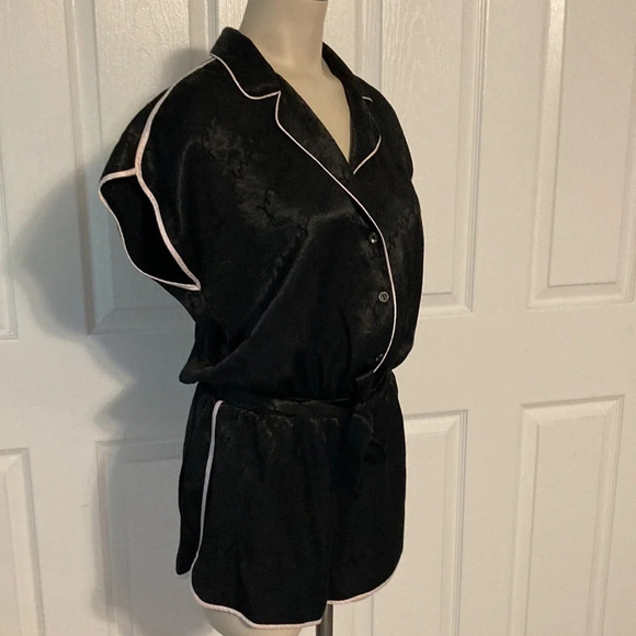 NWOT Victoria’s Secret Black Signature Sleep Romper S - Picture 7 of 16